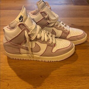 Nike Dunk High 1985 “Barely Rose” – Men’s Size 10